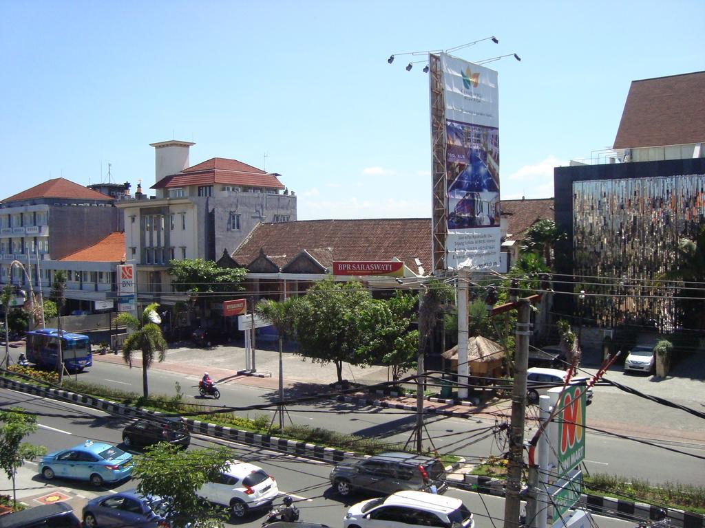 Bali Caps Hostel Kuta  Bagian luar foto